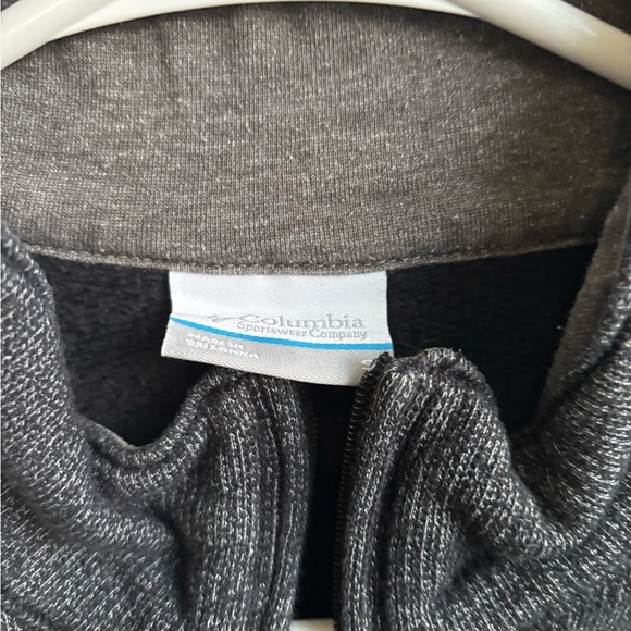 Men’s Gray Columbia Quarter Zip - Size: S - Picture 3 of 3